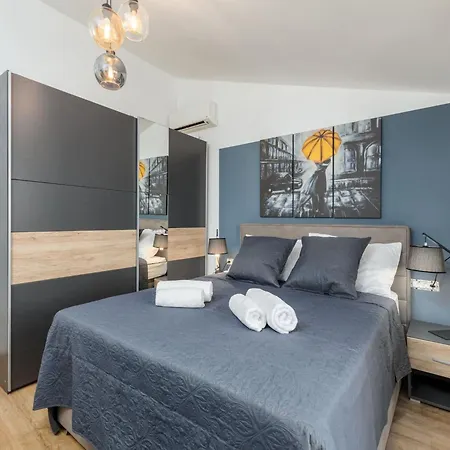 In Fa Ana Near Valbandon Appartement