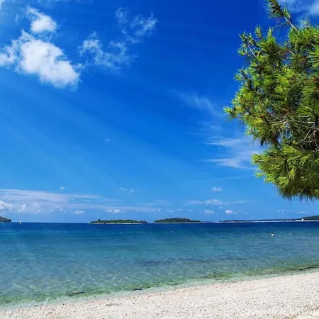 In Fa Ana Near Valbandon *