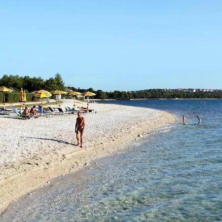 In Fa Ana Near Valbandon